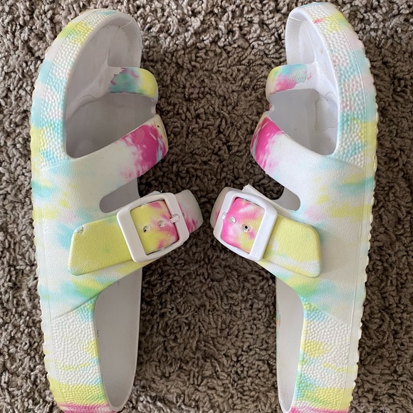 TARGET Tie dye water shoe sandal - Picture 3 of 3